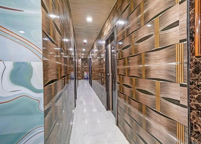 Hotel O Taj Lodging And Boarding Mumbai
